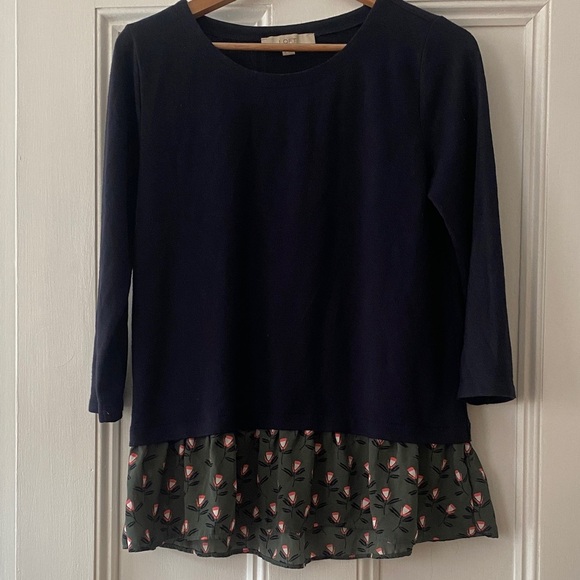 LOFT Tops - LOFT Navy and Green Floral Hem Blouse